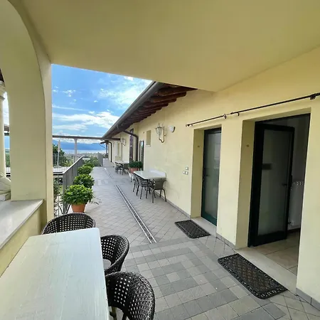 Garda Valtenesi Semesterbostad Puegnago