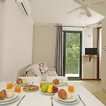 Garda Valtenesi Aparthotel Puegnago sul Garda