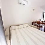 Garda Valtenesi Aparthotel