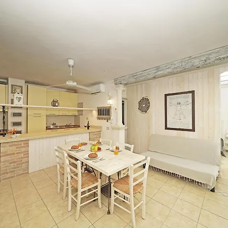 Garda Valtenesi Holiday home Puegnago del Garda