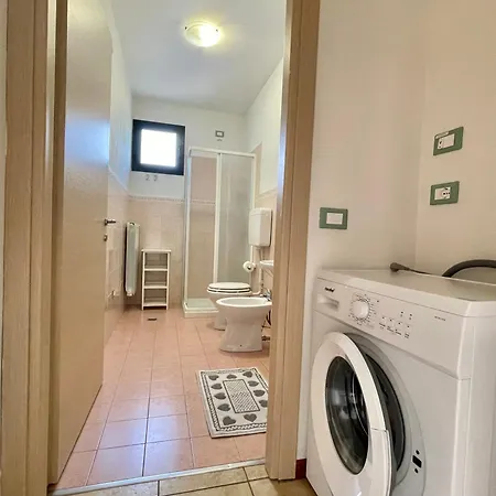 Garda Valtenesi מלון דירות פואניאגו