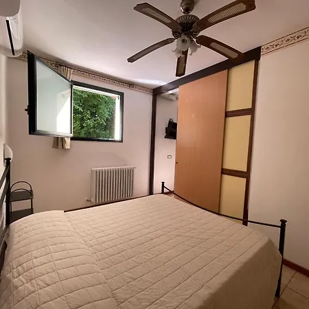 Garda Valtenesi מלון דירות