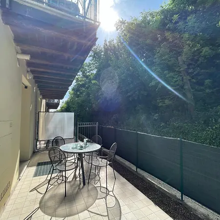 Garda Valtenesi מלון דירות 3*