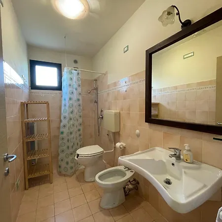 Garda Valtenesi מלון דירות 3*