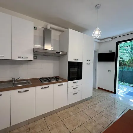 Holiday home Garda Valtenesi