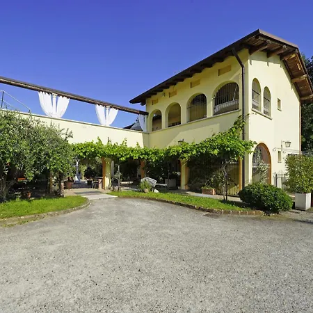 Garda Valtenesi Aparthotel
